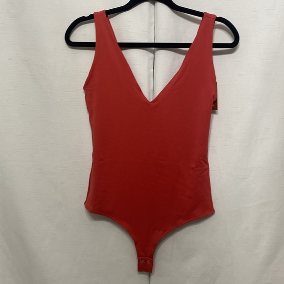 REORIA Plunge Deep V Neck Sleeveless V Backless Going Out Tank Bodysuits Tops - Picture 6 of 8